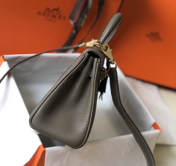 The Grey Kelly bag of the elephant - Image 8
