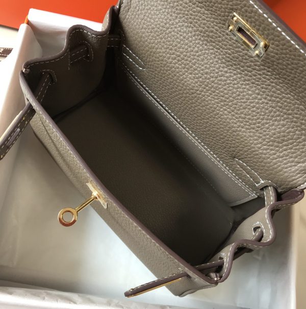 The Grey Kelly bag of the elephant - Image 7