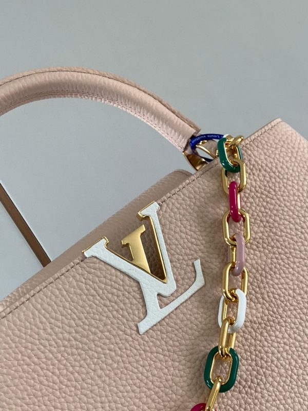 Capucines medium size handbag M21652 with Paris pink gold buckle - Image 6