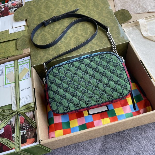 GG Marmont collection introduces a new model featuring canvas material. - Image 8