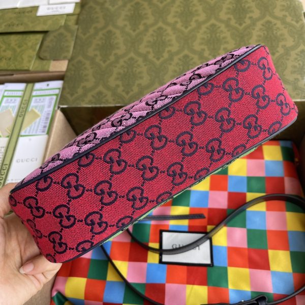 GG Marmont collection introduces a new model featuring canvas material. - Image 5