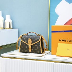 lvy Messenger Bag M44919