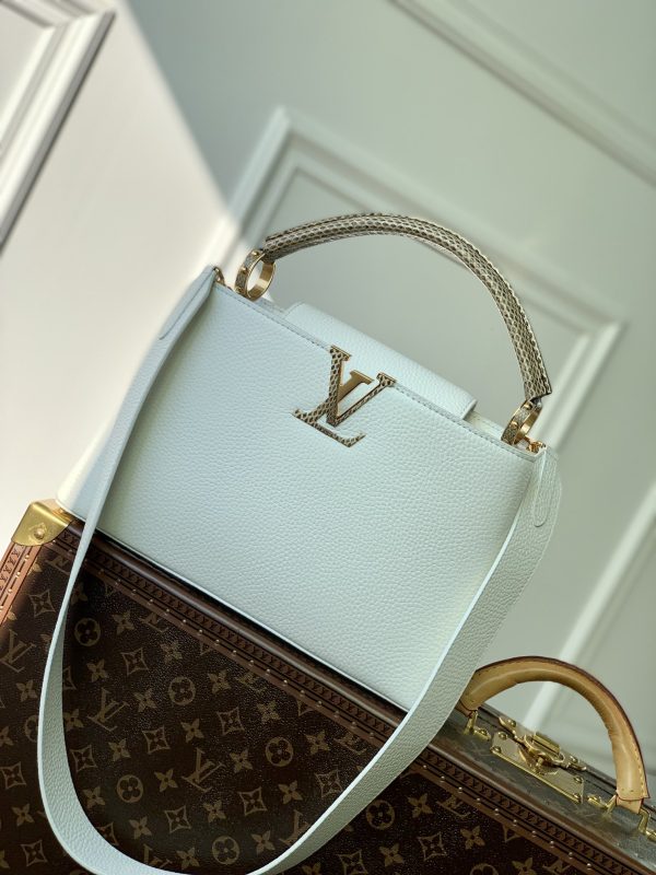 56399 New snake skin medium-sized Capucines Mini Handbag