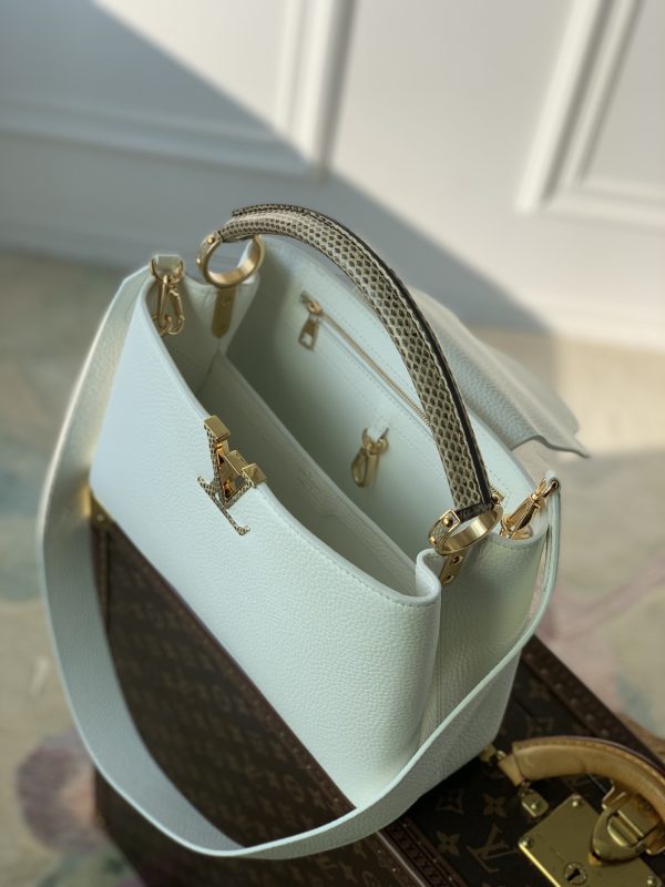 56399 New snake skin medium-sized Capucines Mini Handbag - Image 9