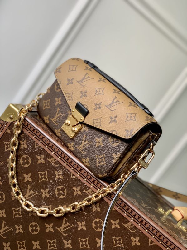 LV messenger bag M46279, yellow - Image 5