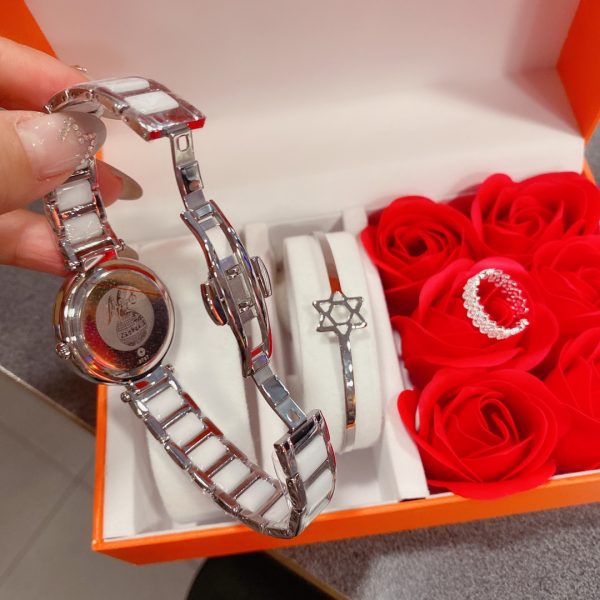 OMEGA- The latest De Ville series of ladies' watches - Image 5