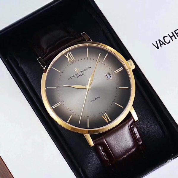 The new ultra-thin Vacheron Constantin model - Image 4