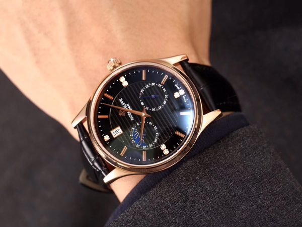 Patek Philippe is fully launched, a must-have for successful business people. - Image 7