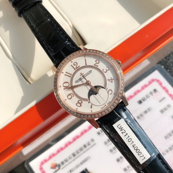 The Jaeger-LeCoultre Date collection of wristwatches makes a romantic debut - Image 5