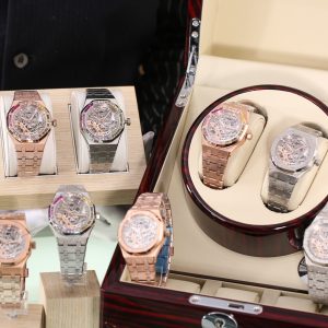 Audemars Piguet - Royal Oak Series Frost Gold Watch