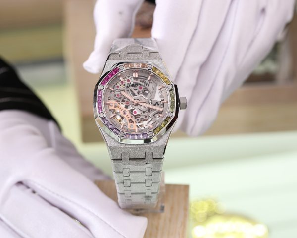 Audemars Piguet - Royal Oak Series Frost Gold Watch - Image 4