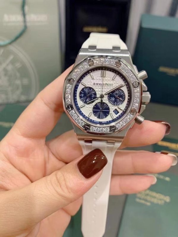 AP Audemars Piguet Women's Edition, a huge hit in the universe!