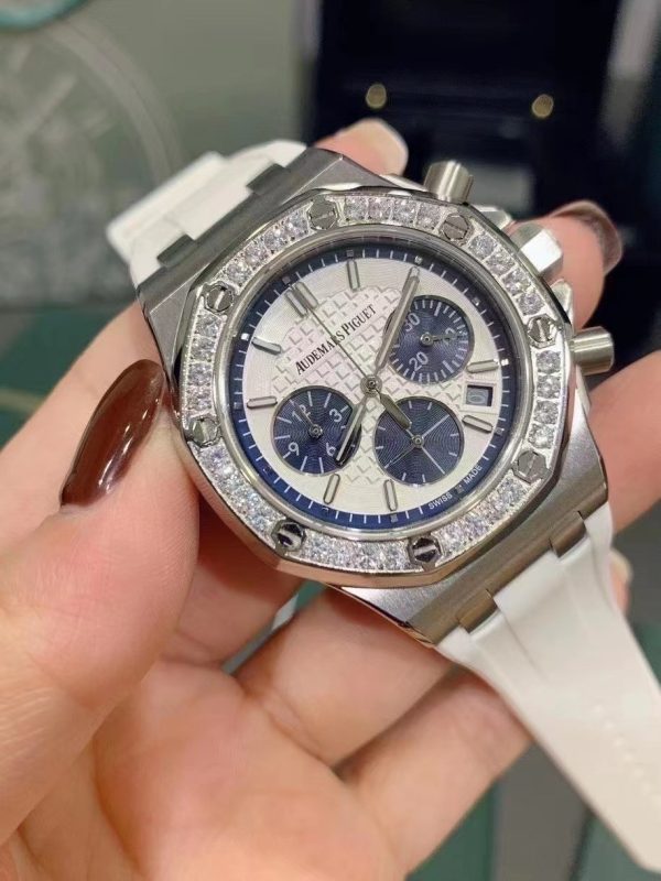 AP Audemars Piguet Women's Edition, a huge hit in the universe! - Image 7