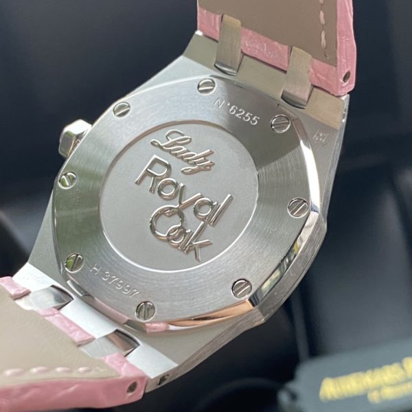 Audemars Piguet Royal Oak Model 67601 Quartz watch - Image 8