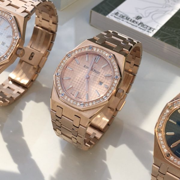 Audemars Piguet Royal Oak 67651 Rose gold ladies' Diamond Quartz watch - Image 8