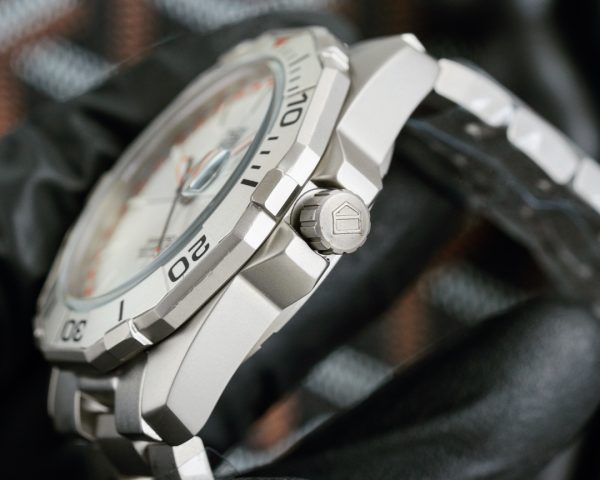 TAG Heuer Racing Series - Image 6