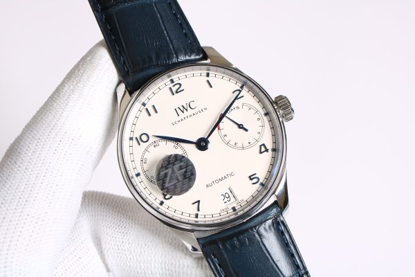 IWC- Portuguese seven-day Chain - Image 9