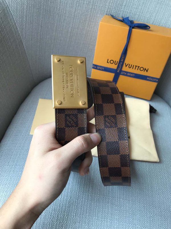 The LV belt is 4.0cm wide - Image 2