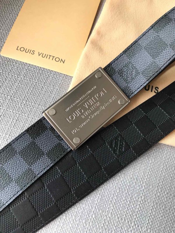 The LV belt is 4.0cm wide - Image 3