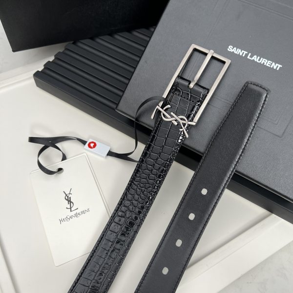 The belt is equipped with a classic YSL logo buckle that can be adjusted. - Image 6