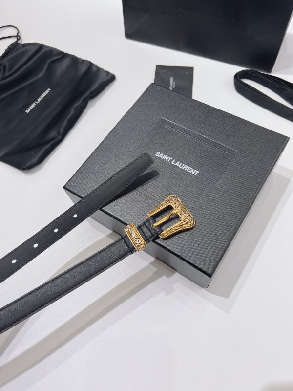 Saintro L?? Italian???? Original Leather Material - Image 3