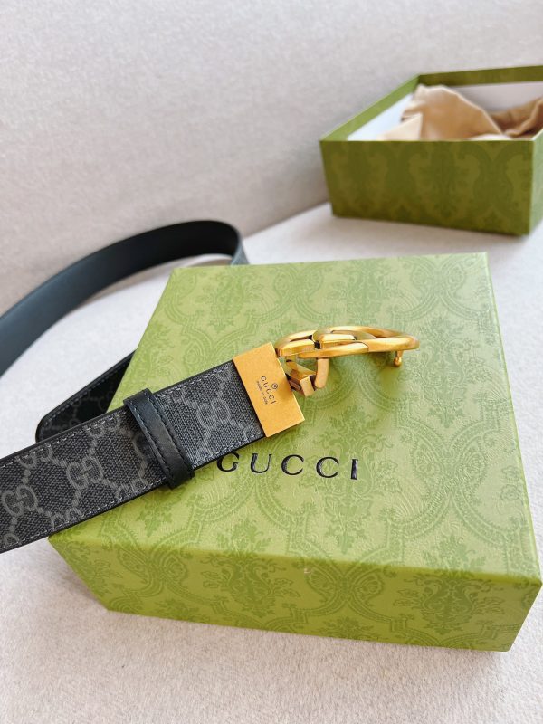 GUCCI double-sided leather belt - Image 4