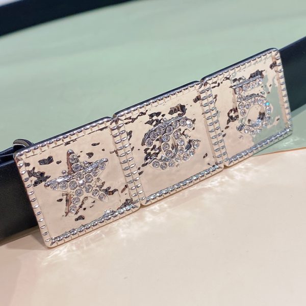 chanel 22 logo water diamond retro gun cc letter clasp - Image 6