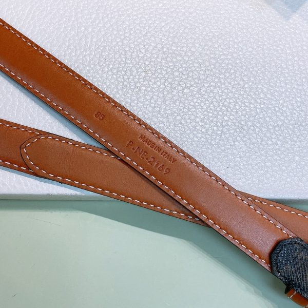 Celine smooth cowhide with an ELEGANT belt. - Image 3