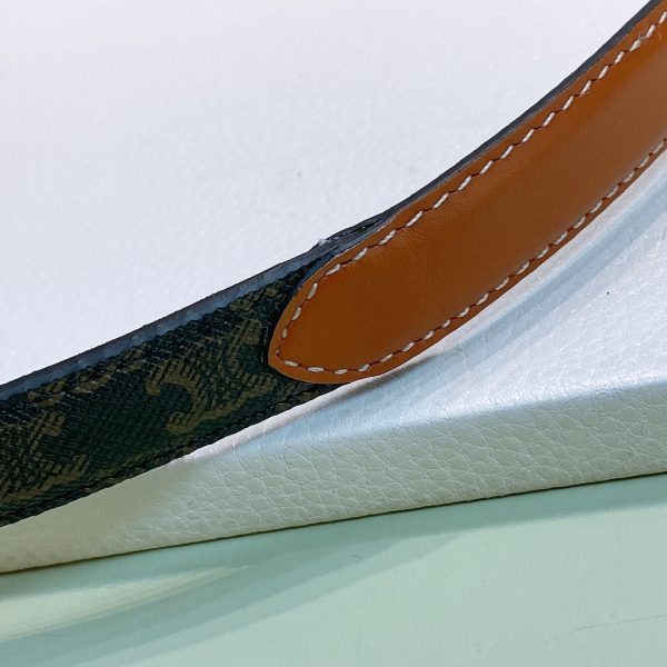 Celine smooth cowhide with an ELEGANT belt. - Image 2