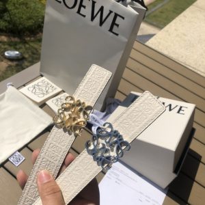 Ms. Luo Yiwei belt