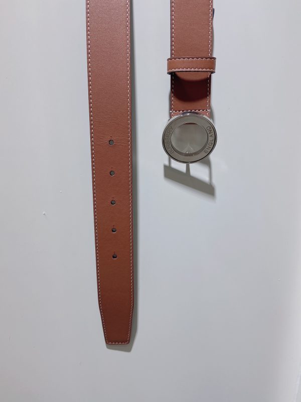 Burberry: Top-quality, new men's belt - Image 4