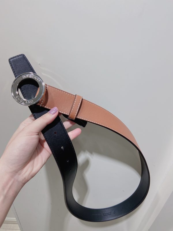 Burberry: Top-quality, new men's belt - Image 3