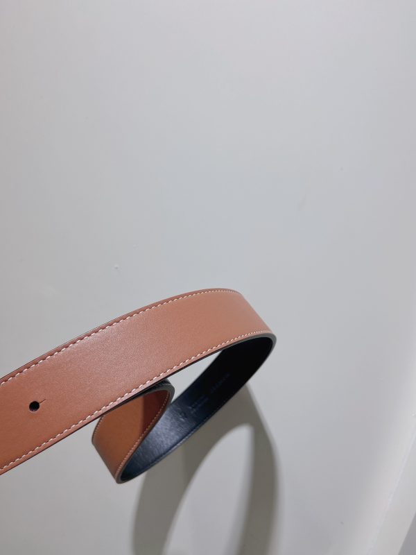 Burberry: Top-quality, new men's belt - Image 6